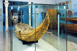 sicilia-siracusa con bambini -museo-del-papiro