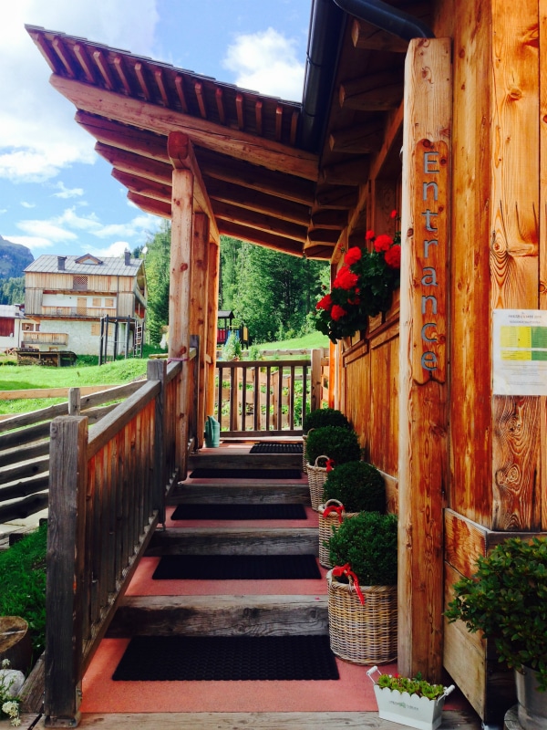 Residence Valpiccola, per bambini in Val di Zoldo, ingresso
