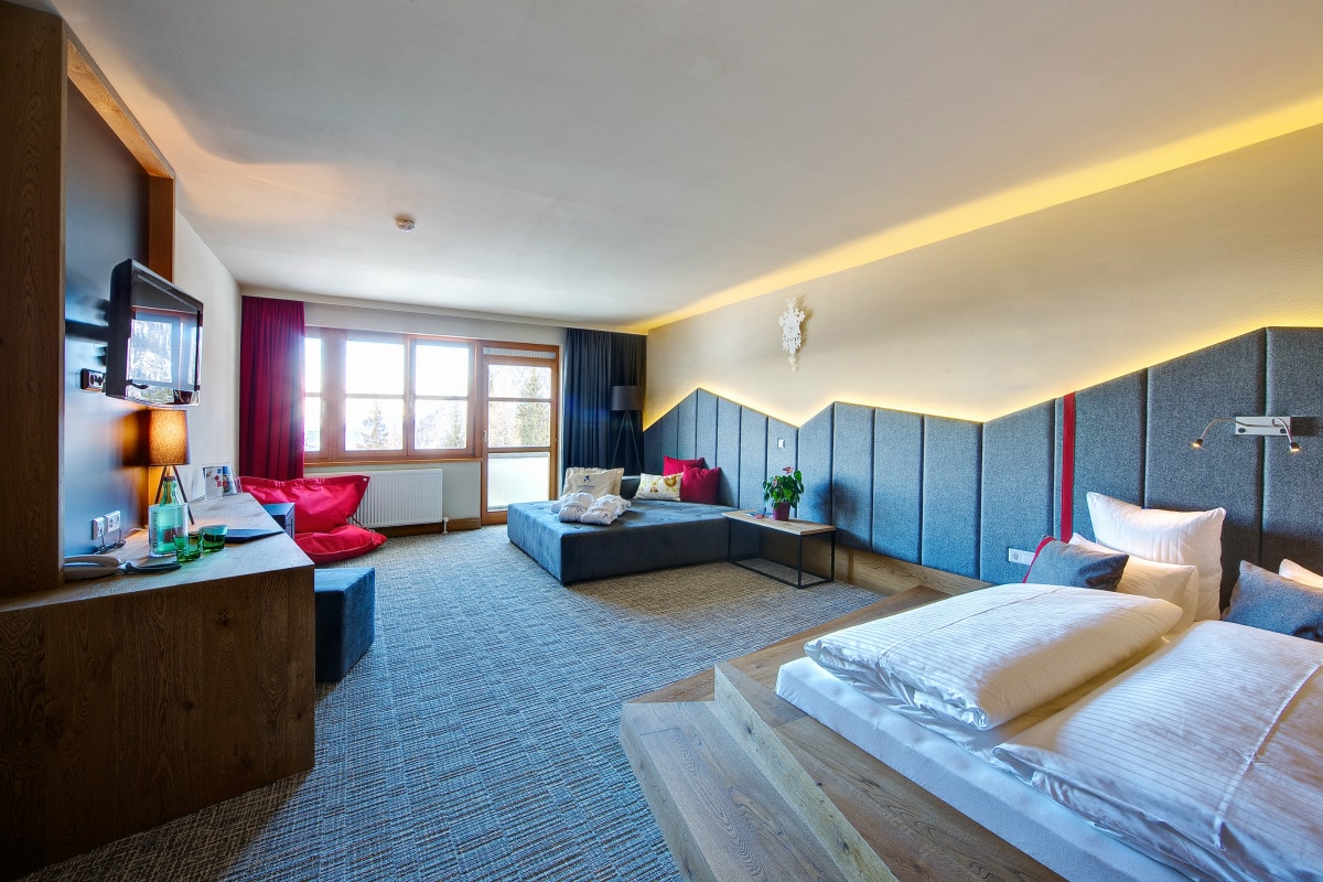 Family Hotel Austria: Hotel Sonnenalpe a Nassfeld in Carinzia, camere e suite