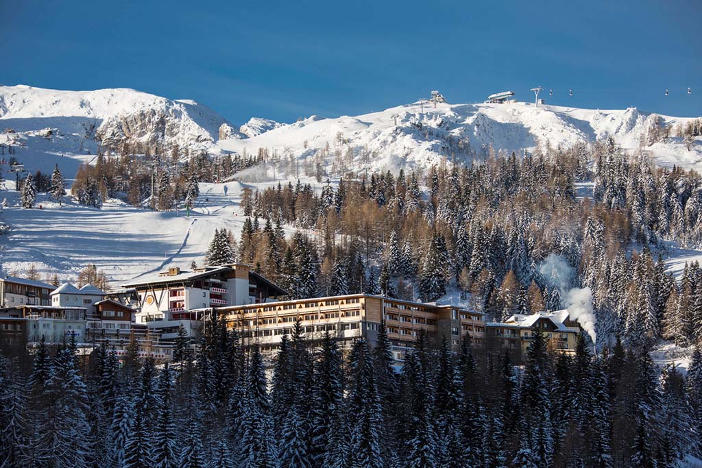 Family Hotel Austria: Hotel Sonnenalpe a Nassfeld in Carinzia, inverno