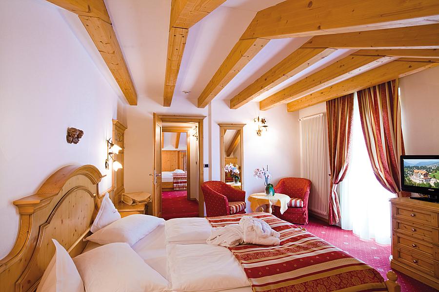 Hotel Lagorai Resort & Spa Hotel per famiglie Val di Fiemme, family suite