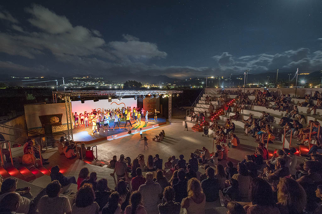 VOI Baia di Tindari Resort in Sicilia per bambini, spettacoli in anfiteatro