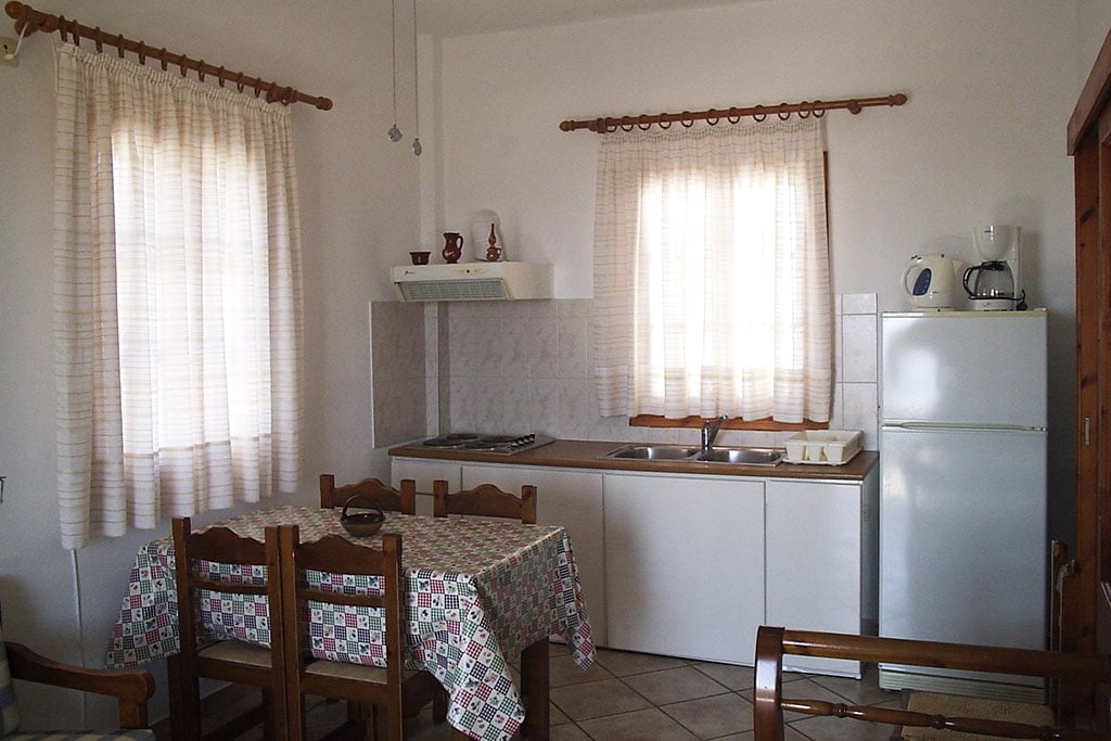 casa vacanze per bambini a Sifnos, Cicladi, Grecia. Appartamenti Markela, cucina