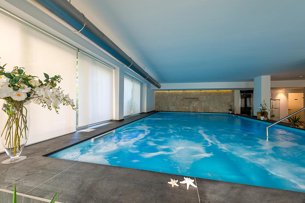 Hotel per bambini a Giulianova in Abruzzo, Hotel Zenit, piscina interna