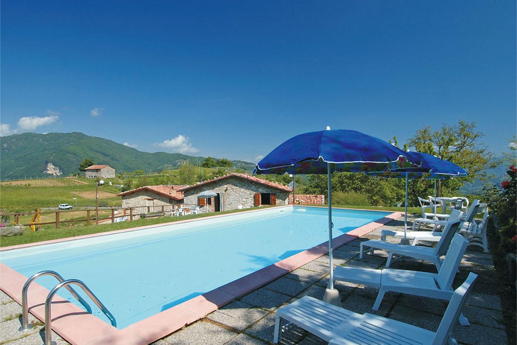 Agriturismo Summer, per famiglie vicino Lucca, piscina