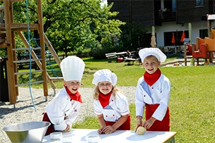 Attività per bambini nei Kinderhotels: cucina