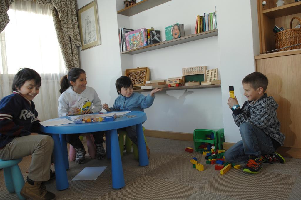 Hotel per bambini a Predazzo, Cimon Dolomites Hotel, sala giochi