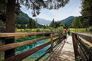 Carinzia sentieri tematici con bambini e passeggini Bodental lago Meerauge