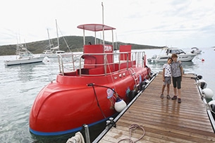 Al mare in Dalmazia con bambini, Primosten sottomarino rosso