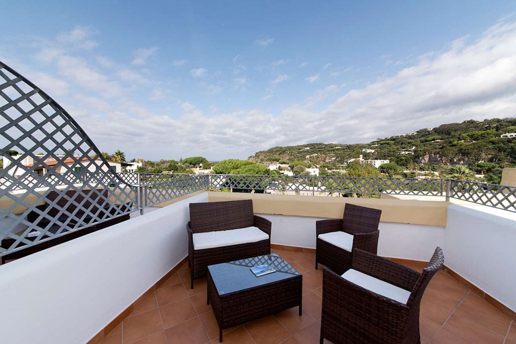 Hotel per bambini a Ischia: Family Hotel & Spa Le Canne, terrazzo panoramico camera superior