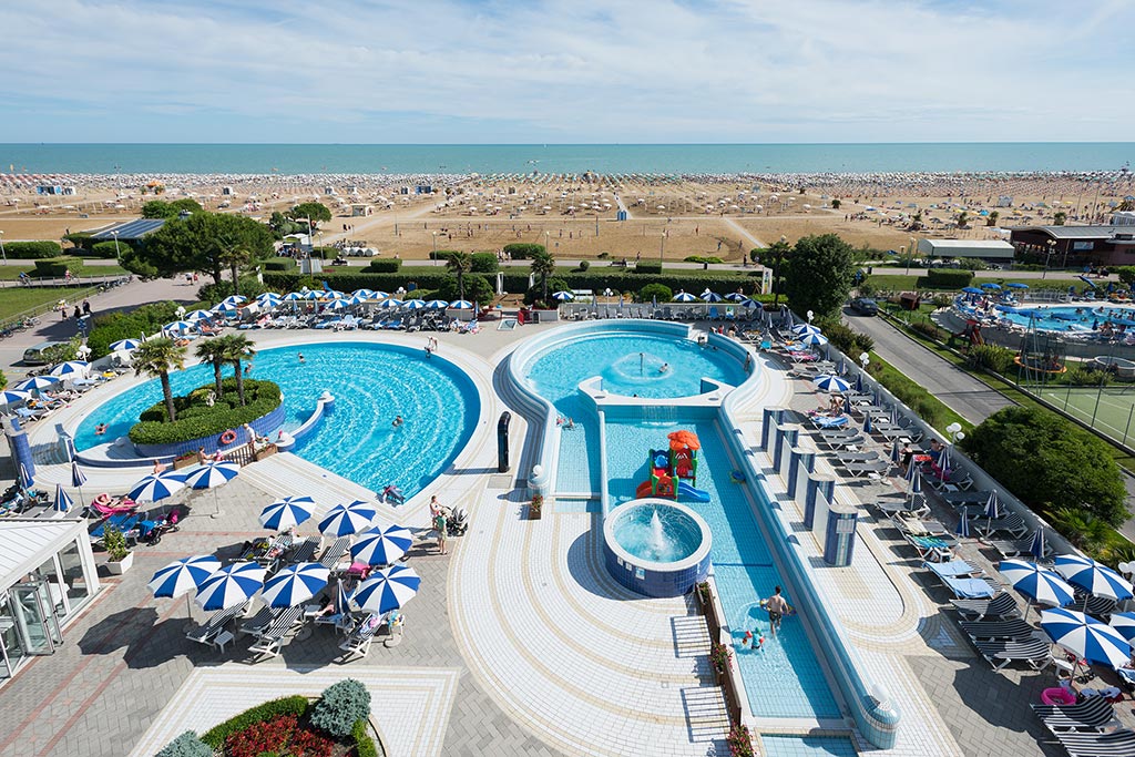 Residence per bambini Bibione, Aparthotel Imperial, parco piscine