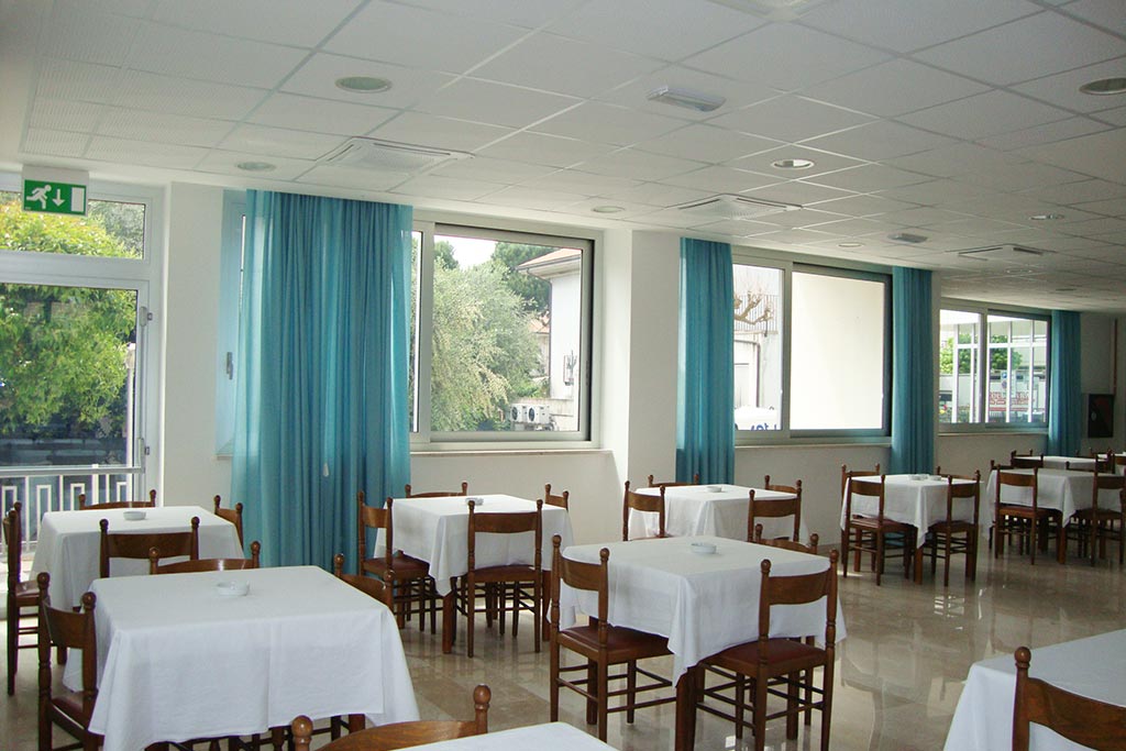 Hotel per famiglie a Tortoreto Lido, Hotel Capitano, il ristorante
