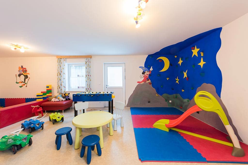 Hotel per bambini in Carinzia a Mallnitz, Hotel Eggerhof, sala bimbi