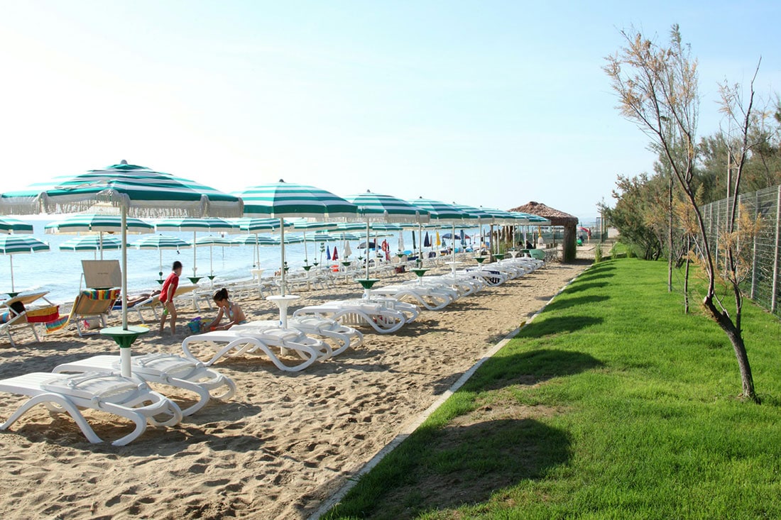 Pineto Beach villaggio e campeggio per bambini in Abruzzo, spiaggia