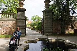 Orto botanico di Padova con bambini