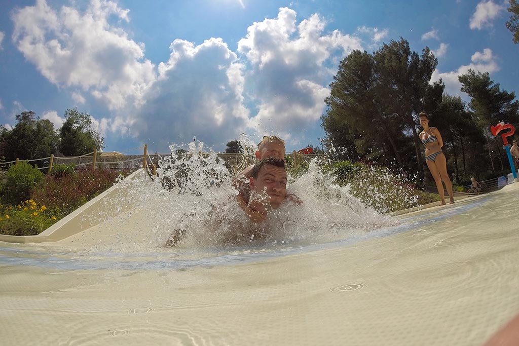 Villaggio Camping per bambini in Toscana Le Pianacce, piscina e giochi d'acqua