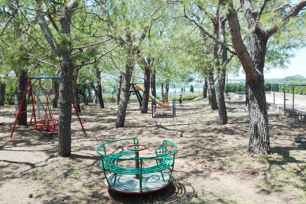 Agriturismo per bambini Otranto in Salento, Agriturismo Il piccolo lago, il parco giochi