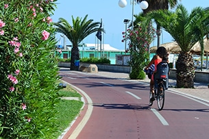 Estate a Tortoreto, cosa fare con i bambini, in bicicletta