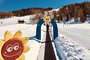 Svizzera, Grachen con bambini, la pista di snowtubing
