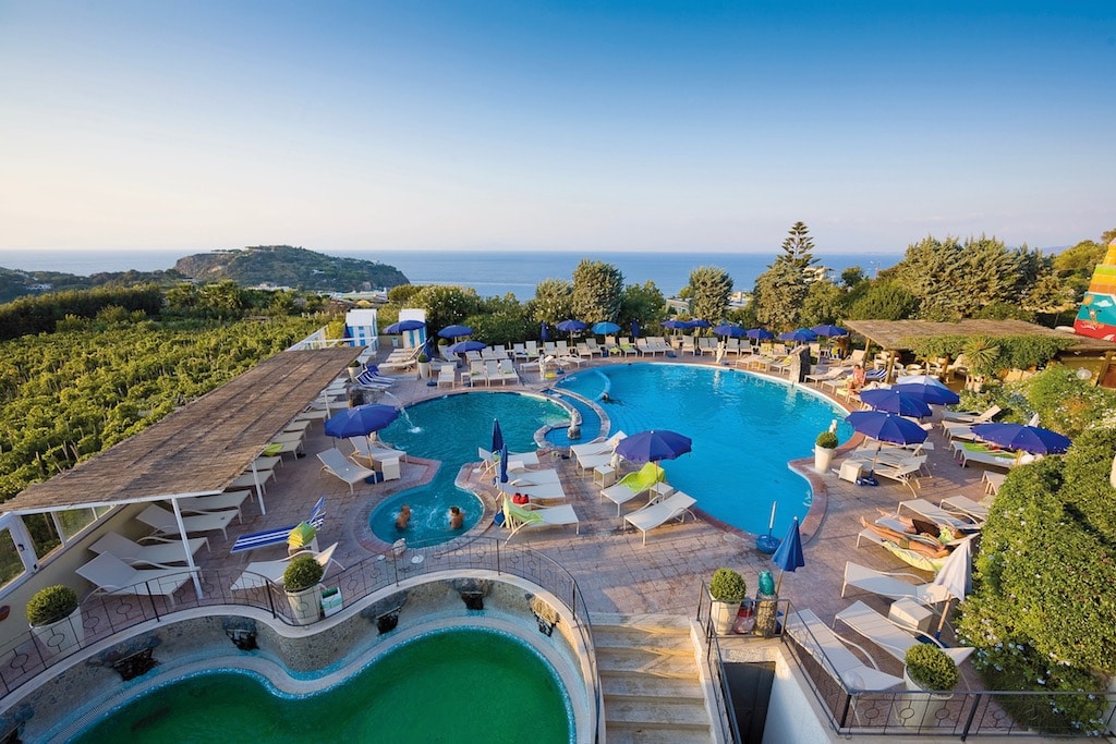 Family Hotel Michelangelo a Ischia, il parco piscine