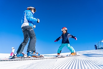 l'Alpe Cimbra per i bambini d'inverno, maestri specializzati