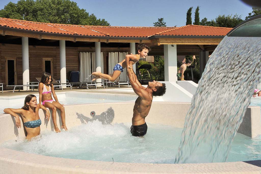 Resort per bambini a Lignano Sabbiadoro, Green Village Resort, piscina