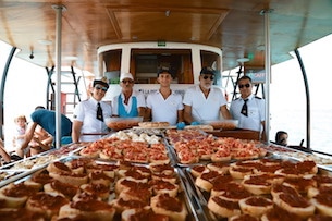 Crociera Capo Rizzuto - pranzo a bordo della Perla dello Ionio