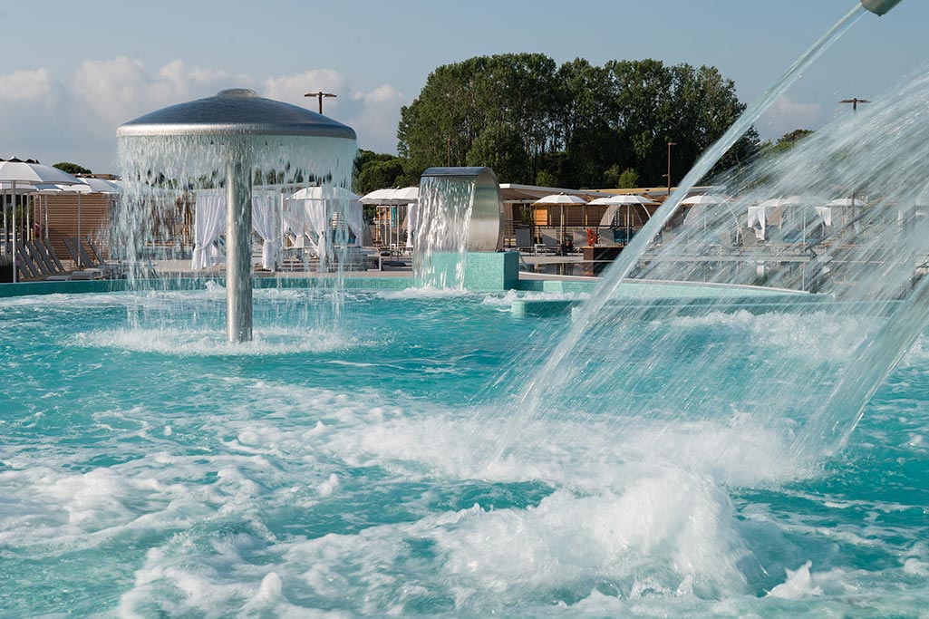 Lino delle Fate Eco Village Resort per bambini a Bibione, piscina