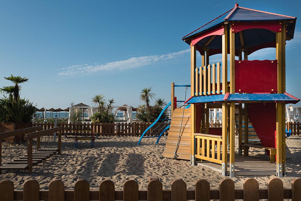 Lino delle Fate Eco Village Resort per bambini a Bibione, giochi in spiaggia