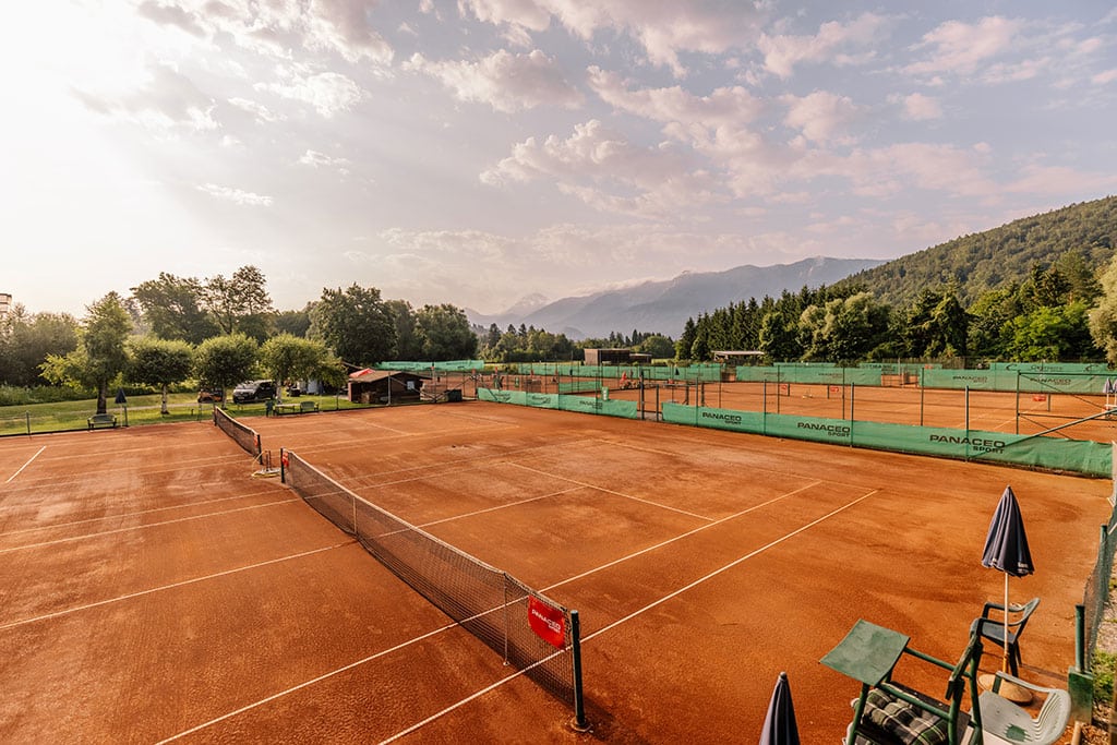 Thermenhotel Karawankenhof alle Terme Villach in Carinzia, campi da tennis