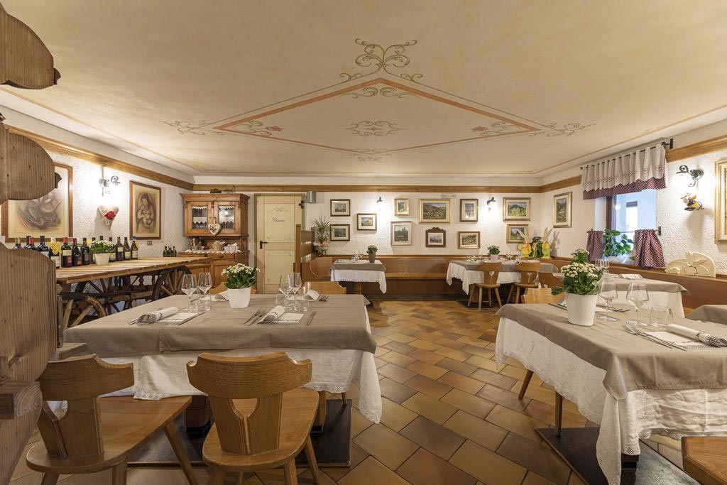 Rifugio Cereda per famiglie in Trentino a Primiero, San Martino di Castrozza, ristorante