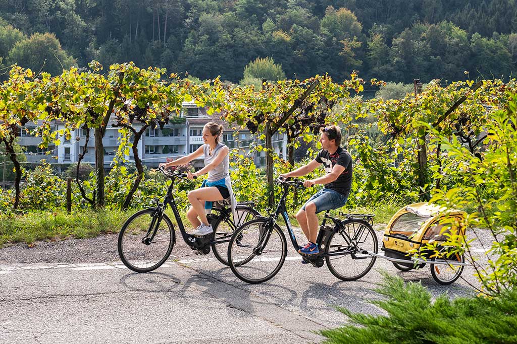 Hotel per bambini vicino Bolzano, Gartenhotel Moser Ramus, gite family in bici
