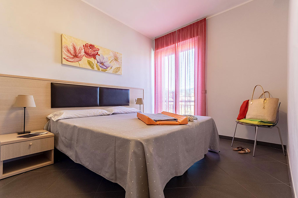 Residence Greco e Linda per bambini in Liguria, fasciatoio in camera