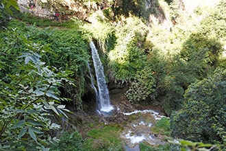Il parco di Villa Gregoriana a Tivoli con i bambini, piccole cascate