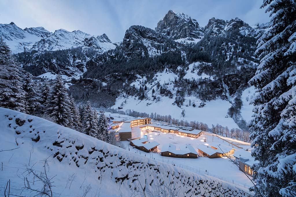 Family Hotel Feuerstein per bambini in Alto Adige, panoramica inverno