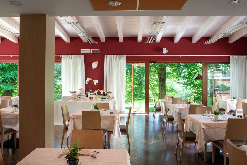 Vital Hotel Flora, per famiglie in Valle Salus Comano, ristorante
