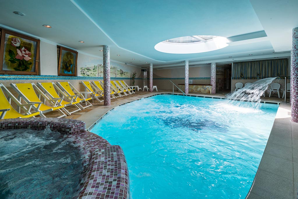 Family Hotel Rosa degli Angeli a Pejo in Val di Sole, piscina