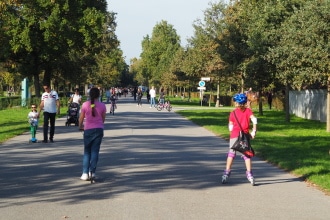 Parco di Monza con bambini