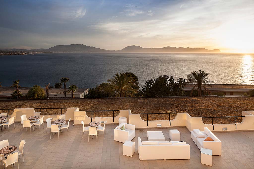CDSHotel Terrasini resort per bambini in Sicilia, vista panoramica al tramonto