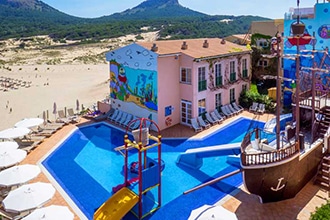 Family Hotel con acquapark spaziali per bambini, sul mare, Viva Cala Mesquida Resort, Maiorca