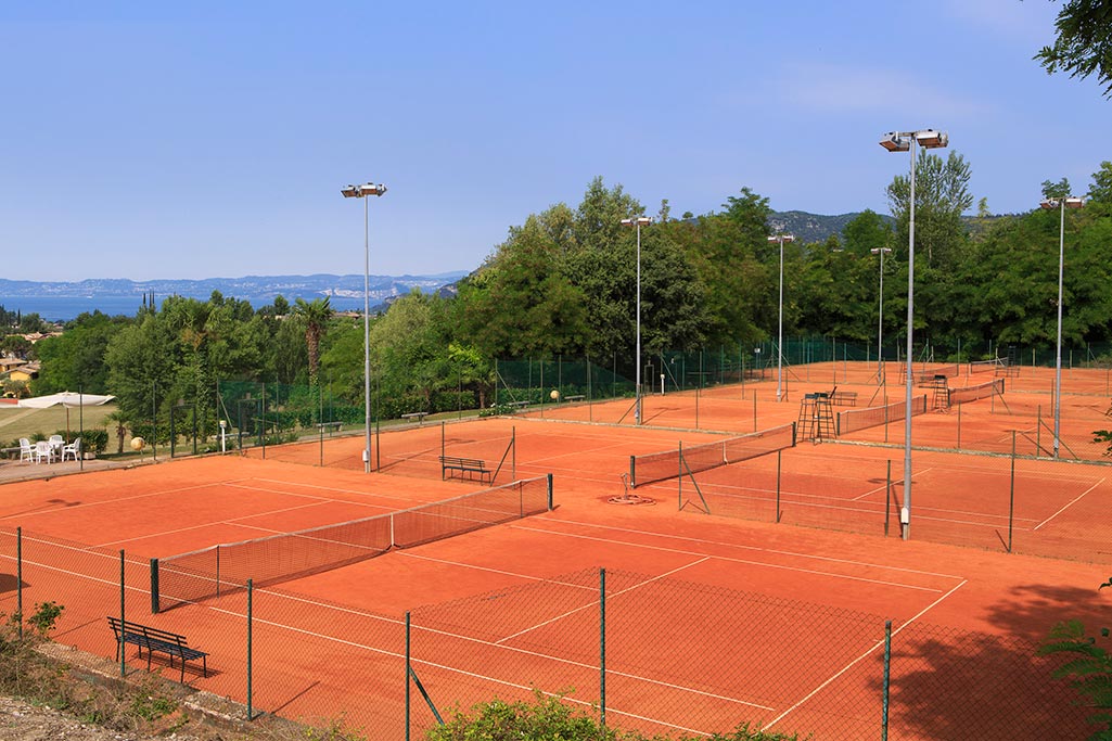 Poiano Garda Resort, hotel per bambini al lago di Garda, campi da tennis