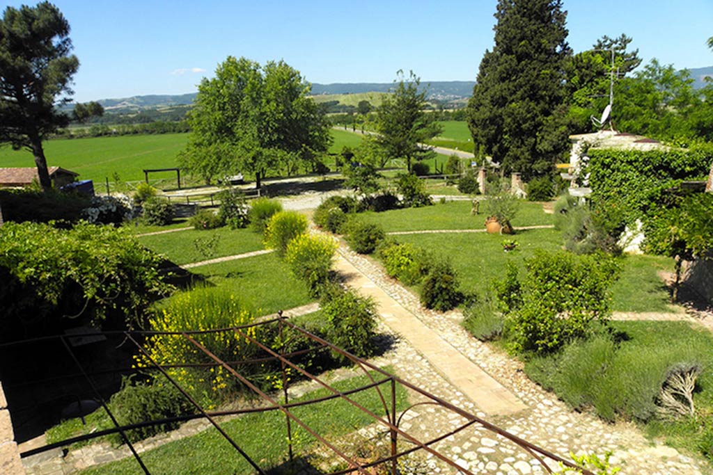 Agriturismo Borgo Santa Maria per famiglie vicino Orvieto, giardino
