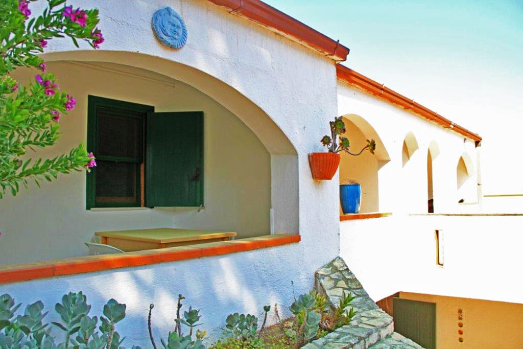 Centro Vacanze Piccolo Friuli, villaggio per bambini sul Gargano, casette