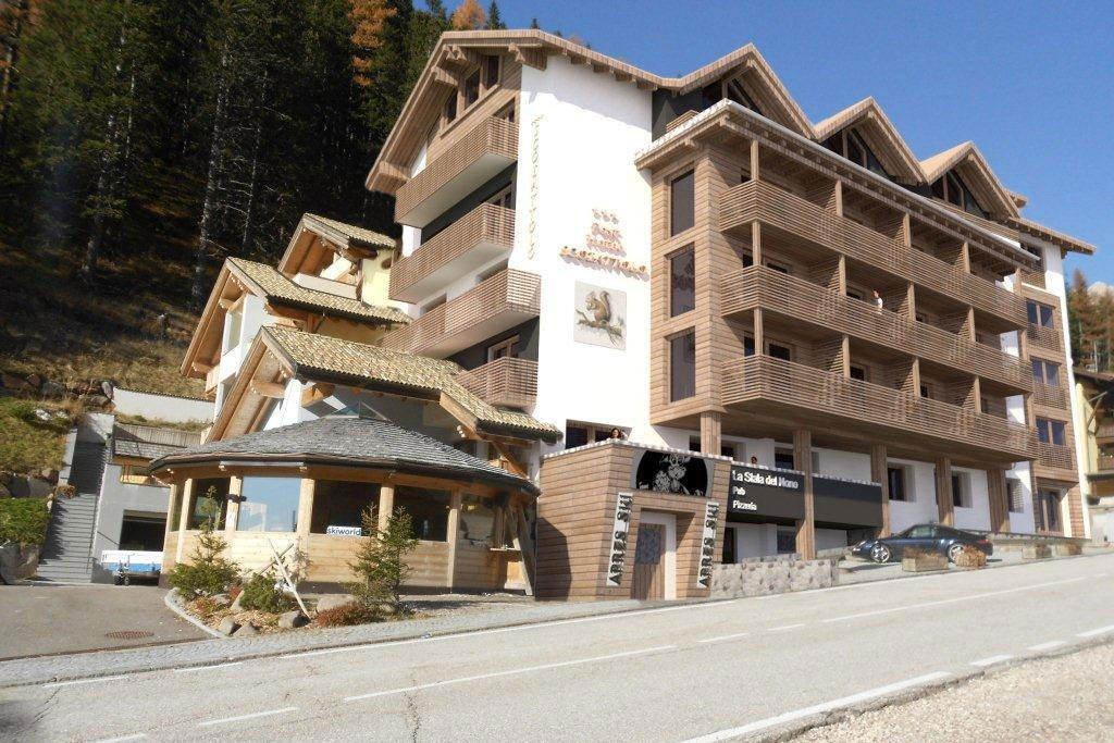 Hotel lo Scoiattolo, per bambini a Pampeago in Val di Fiemme, ingresso