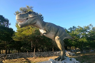 Parco dinosauri in Puglia, le ricostruzioni a grandezza naturale
