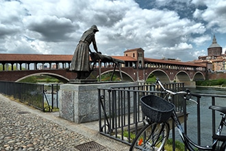 Il monumento alla lavandaia, Pavia