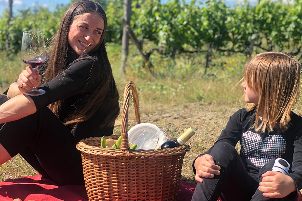 Agriturismo Buccia Nera per bambini vicino Arezzo, picnic in famiglia
