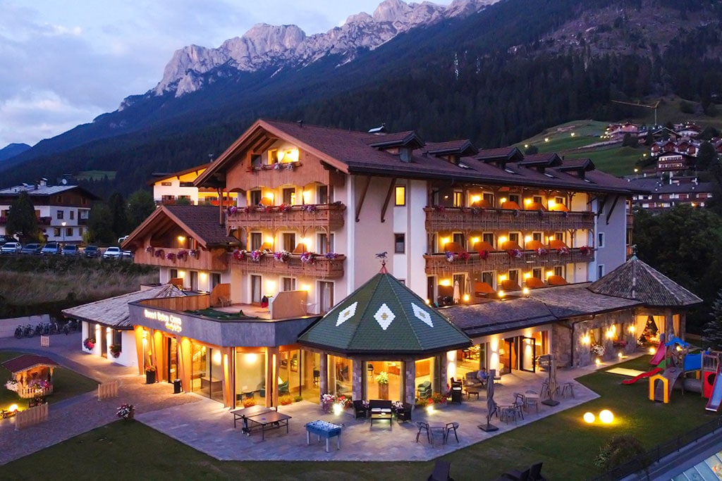 Resort Dolce Casa Family & SPA a Moena in Val di Fassa, esterno