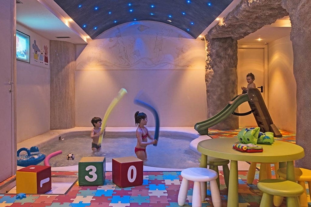 Valle di Assisi Hotel & Spa Resort per famiglie, baby piscina