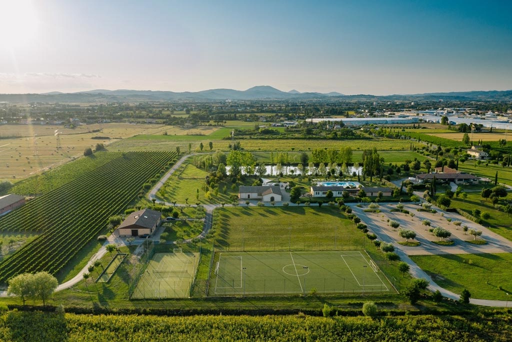Valle di Assisi Hotel & Spa Resort per famiglie, vista aerea